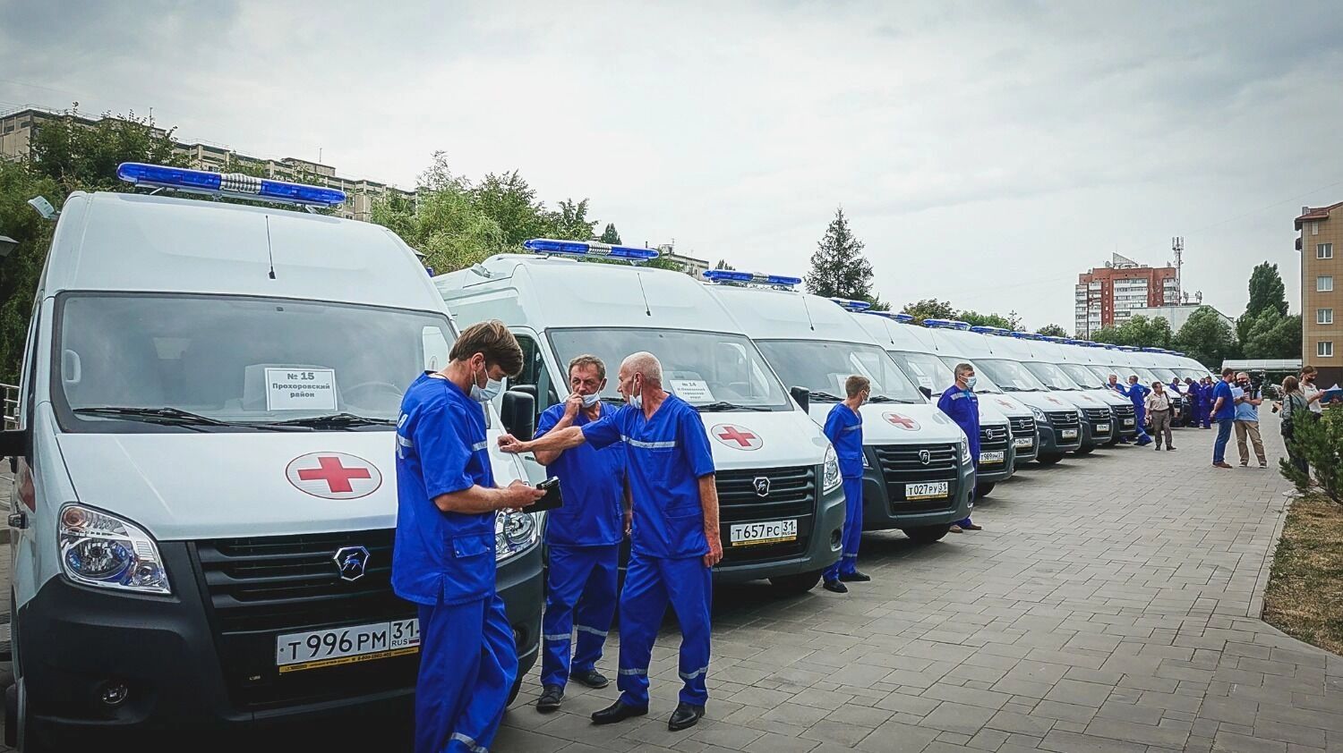 Фельдшеры и врачи сокрой помощи не получают новых доплат в отличие от врачей в клиниках