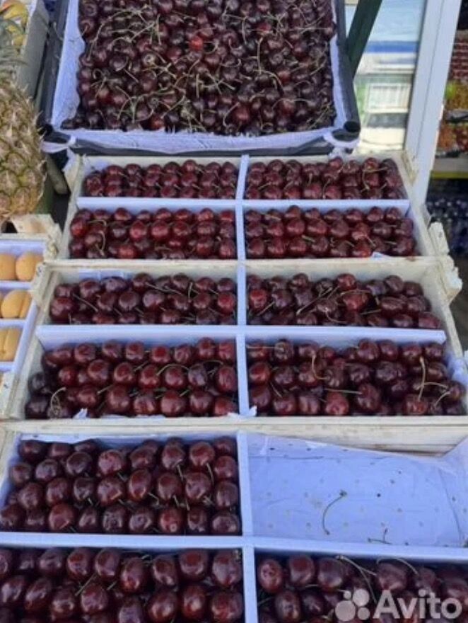 Такую черешню в&nbsp;июле продают в&nbsp;Красноярске на&nbsp;«Авито»