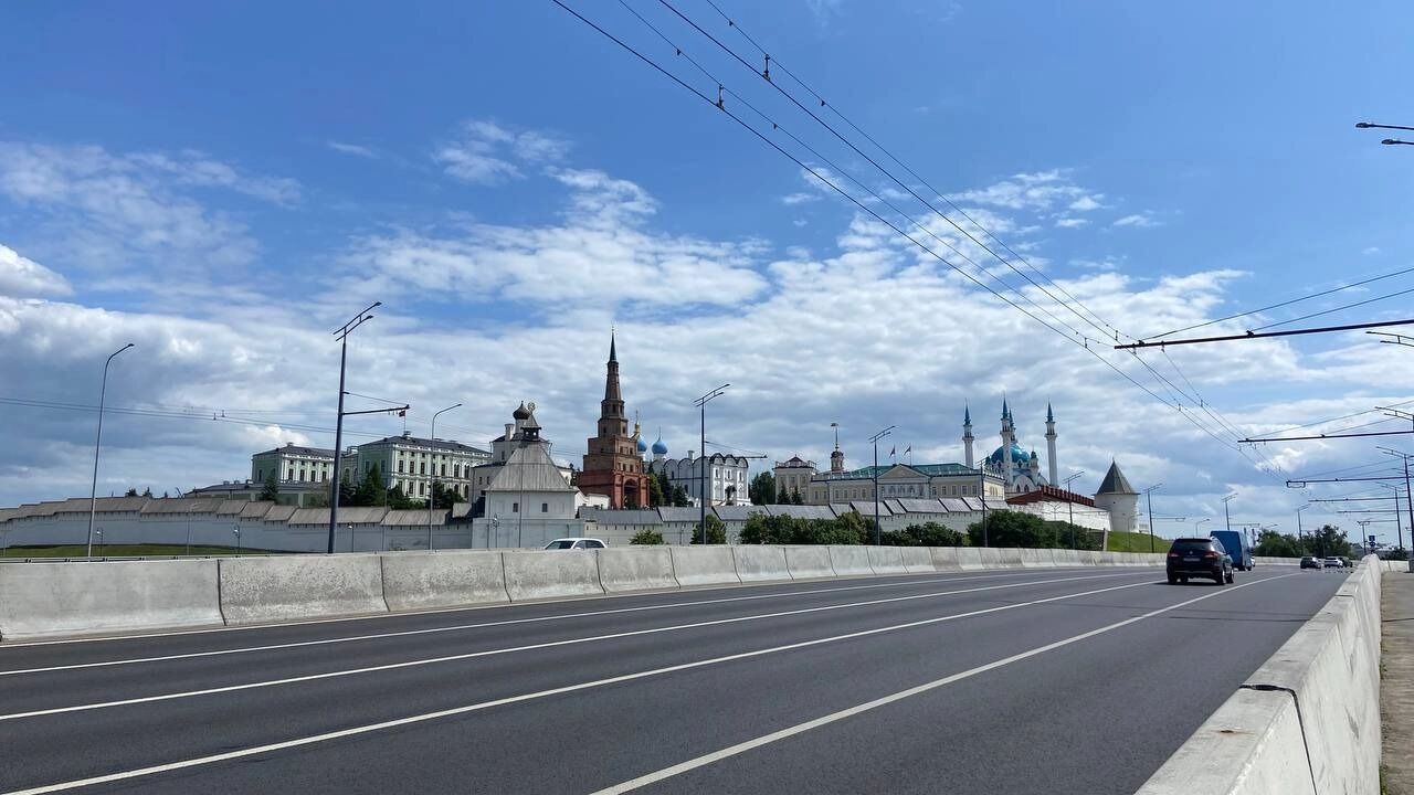 Все как бы против, но как бы молчат.