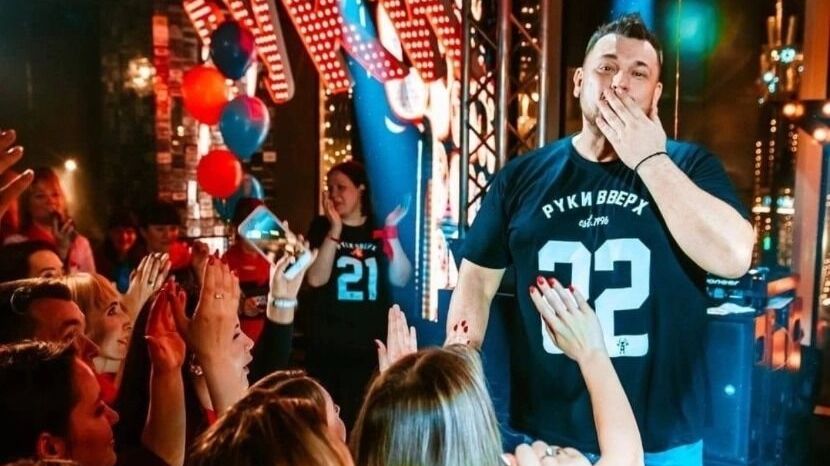 Певец Сергей Жуков открывает свой бар в Волгограде