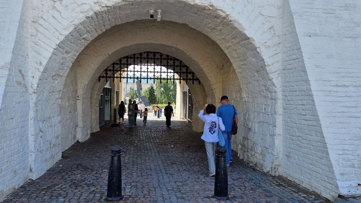 Спасская башня в Казани