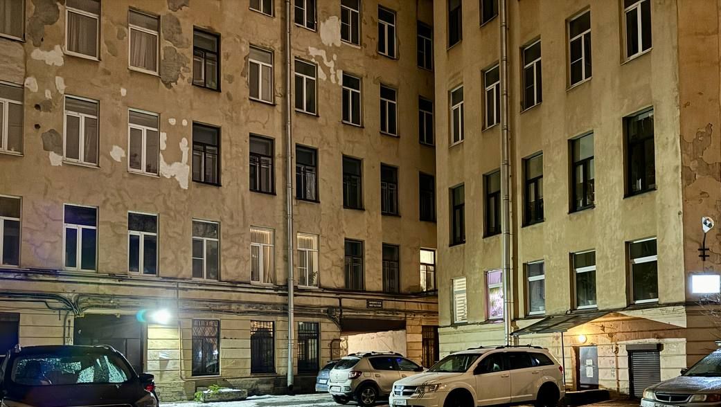 В Петербурге — новый тренд: коммуналки скупают частные инвесторы