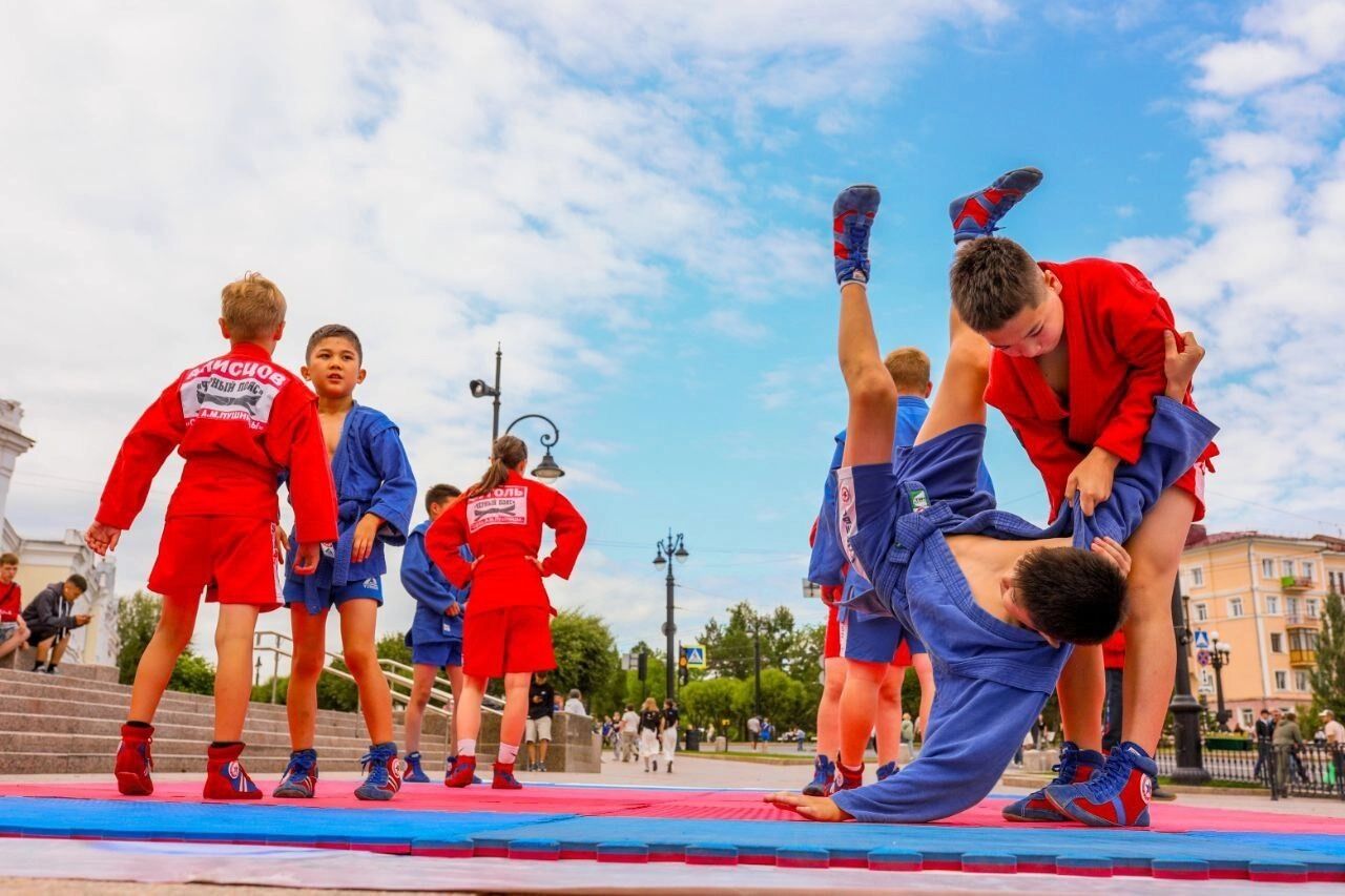 Все лето на "Пешеходном Любинском" было интересно