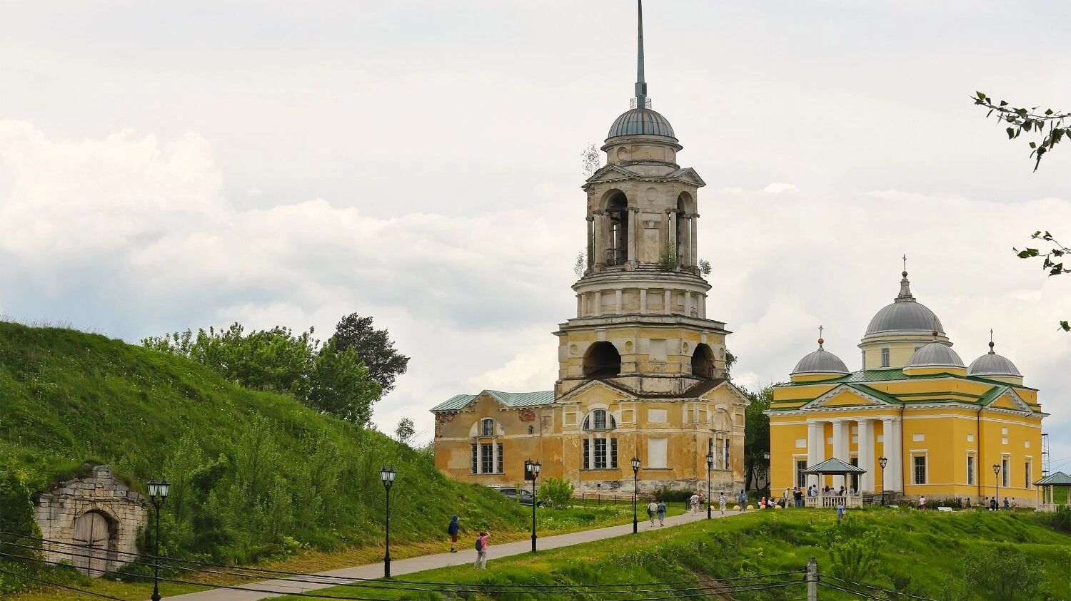 В отпуск осенью в Тверскую глубинку. Три города, паровоз и каменоломни