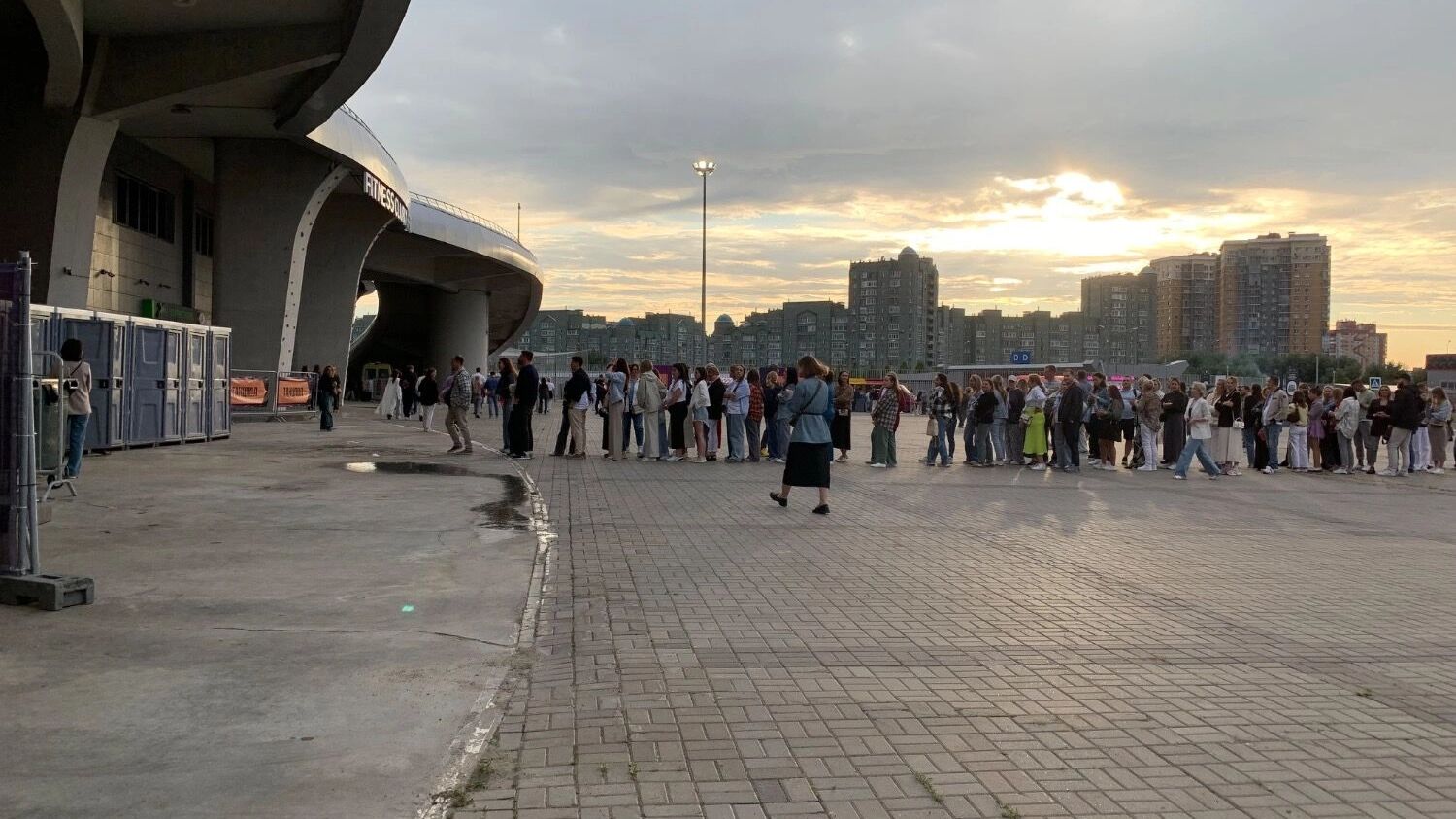 Очереди на концерте Леонида Агутина в Казани