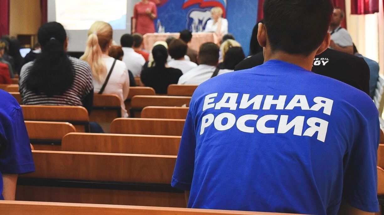 Кандидаты от «Единой России» на агитацию в одномандатных округах тратят больше, чем партия — на агитацию по партийным спискам