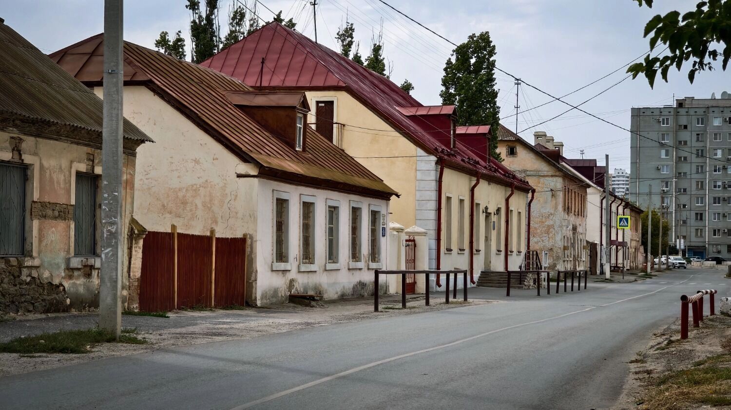 Территорию Старой Сарепты постепенно благоустраивают