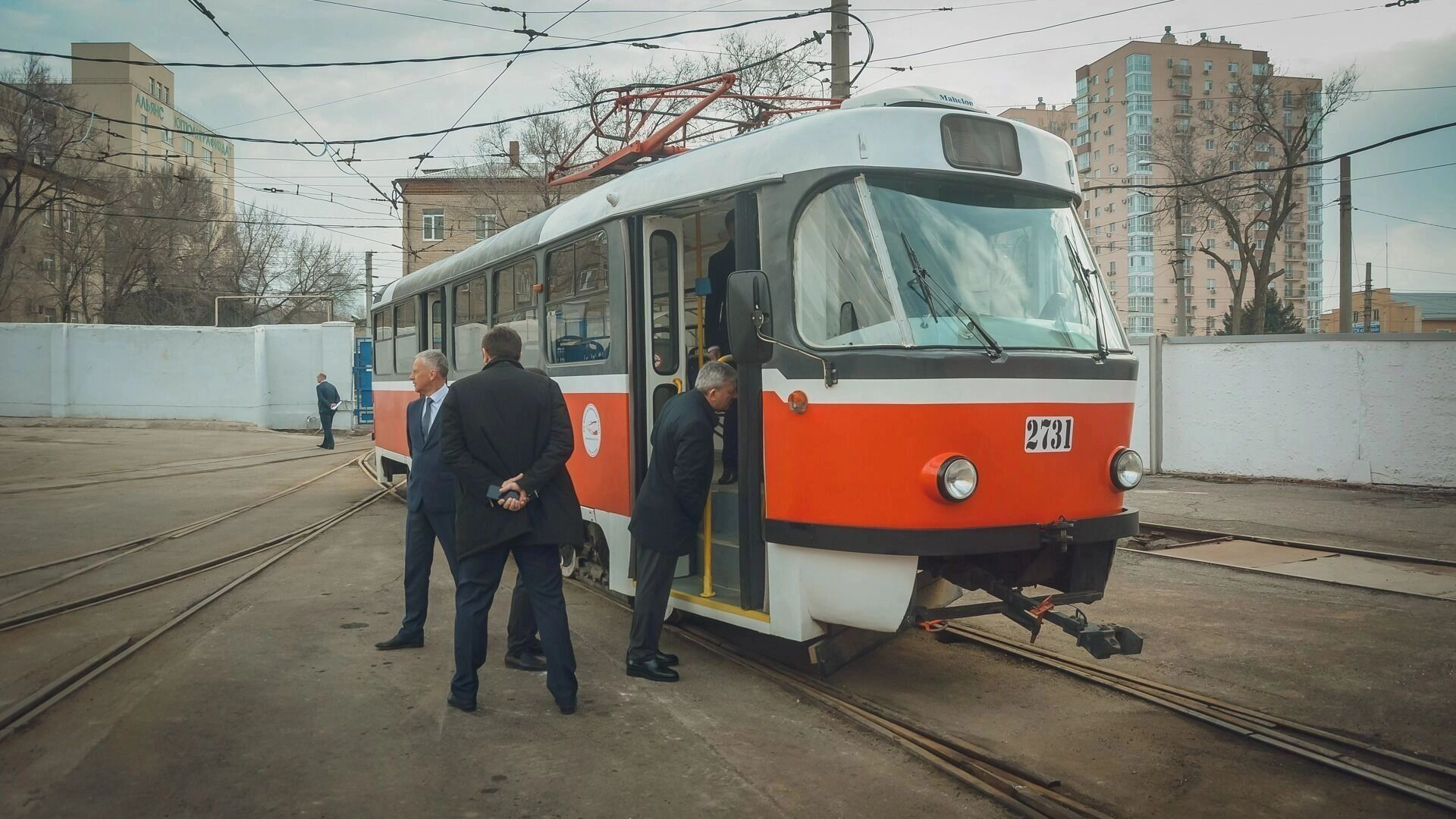 Нападение в трамвае, трассе в аэропорт быть и где найти интернет в Ижевске