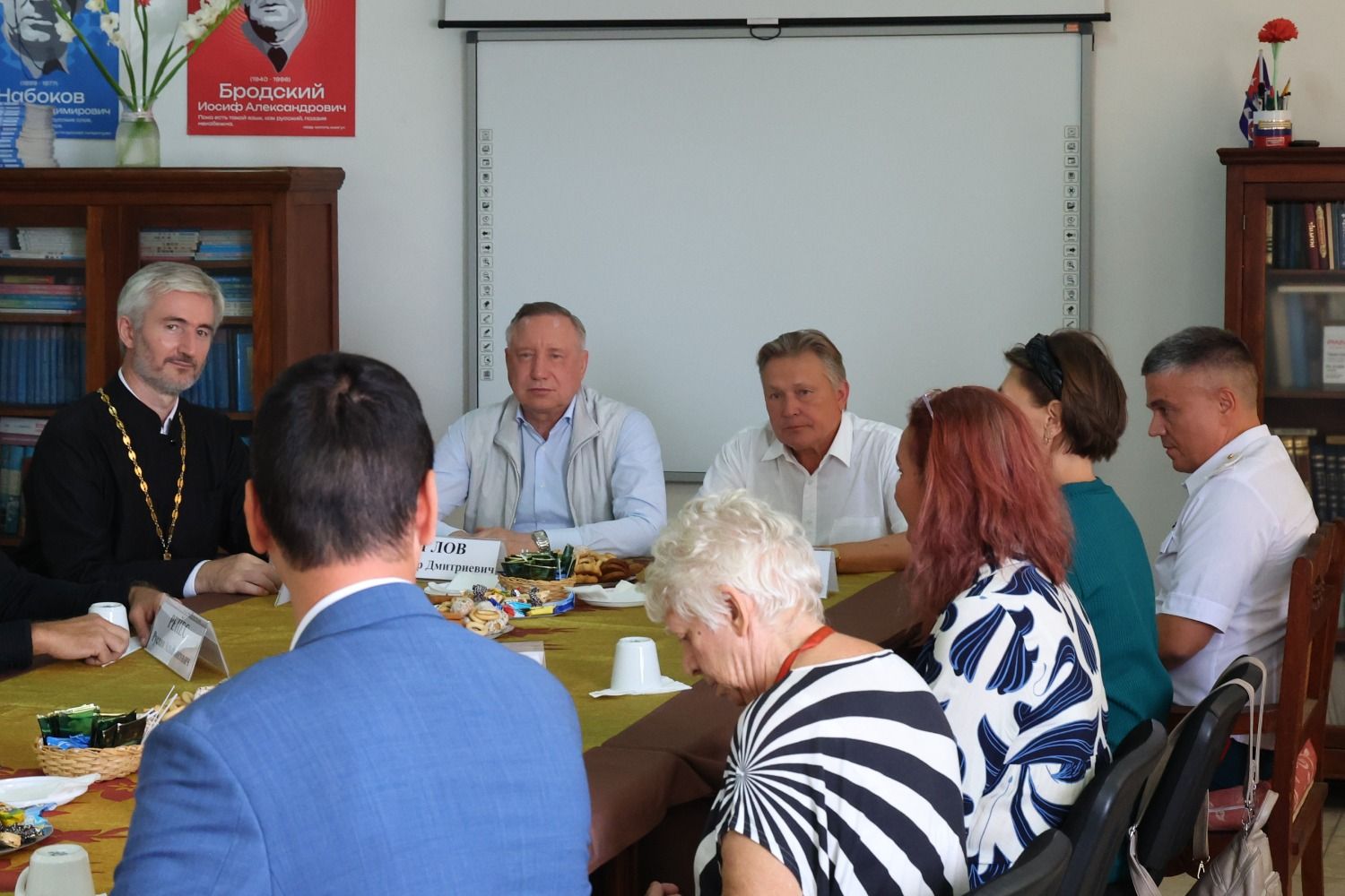 Беглов: Петербург много лет работает над объединением русского зарубежья