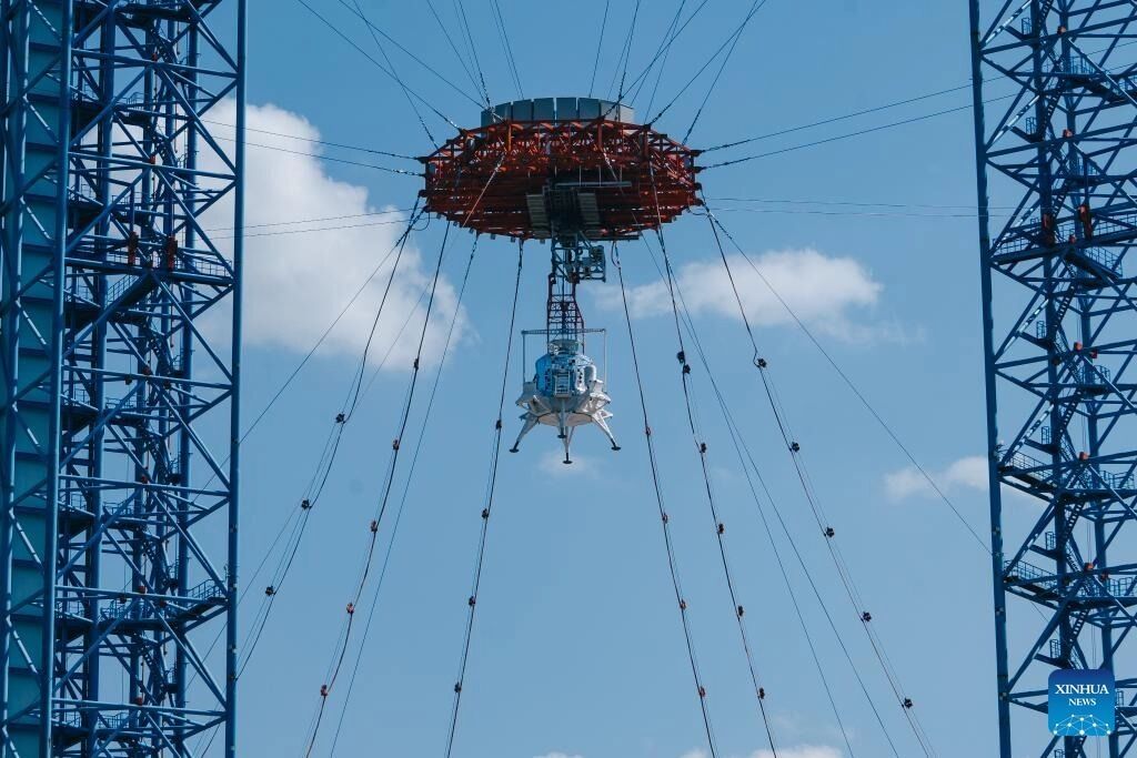 Роскосмос на Луне. Но не сегодня… Почему Россия проигрывает лунную гонку?
