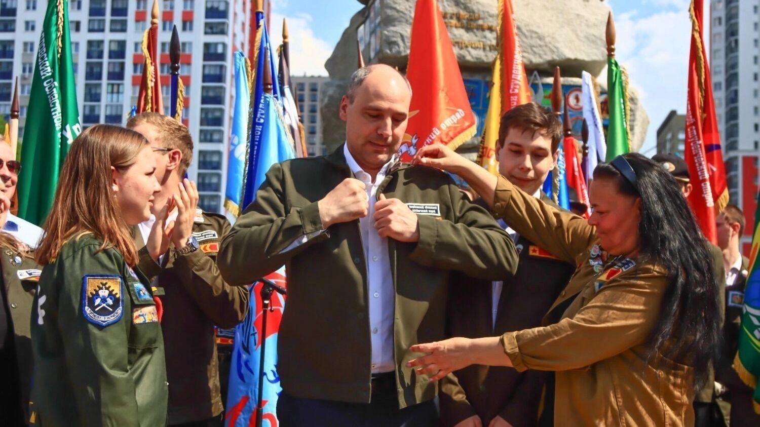 Денис Паслер открыл трудовой семестр студотрядов в&nbsp;Академическом районе Екатеринбурга