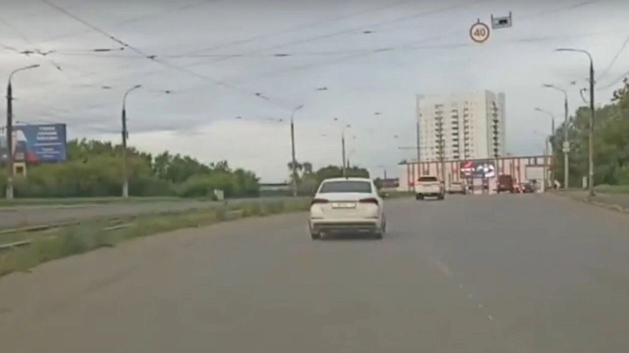 На видео с исчезающей разметкой около Южной автостанции ответили в мэрии Ижевска