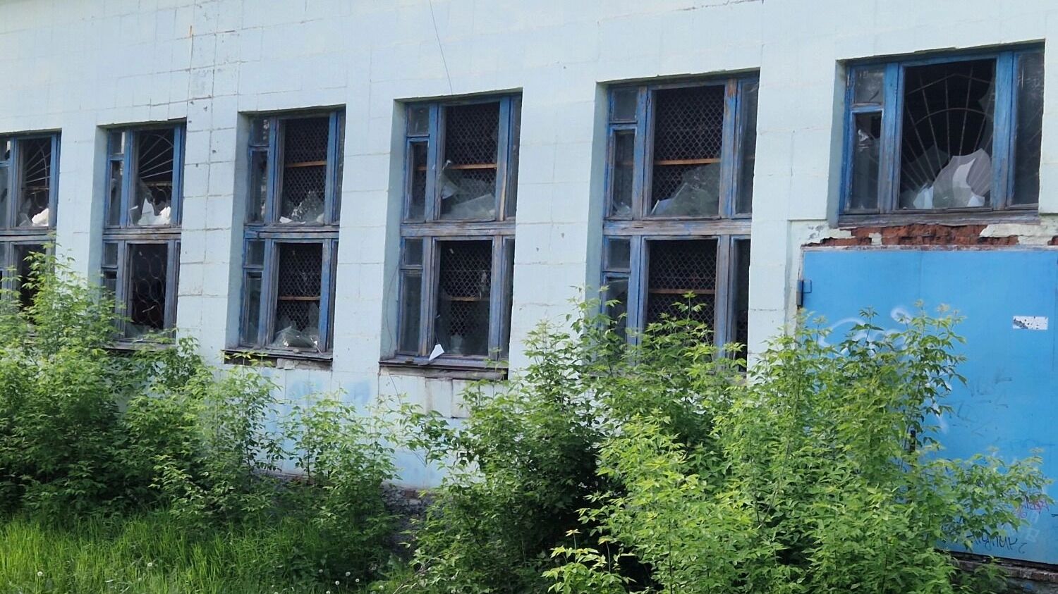 Заброшенное здание ДОСААФ в Нижнем Тагиле