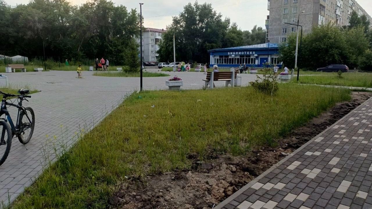 Библиотечный сквер в 2025 году