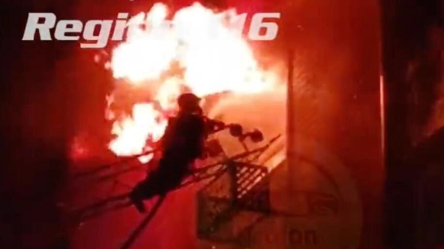 Пожар 28 июля в доме на Баки Урманче в Казани