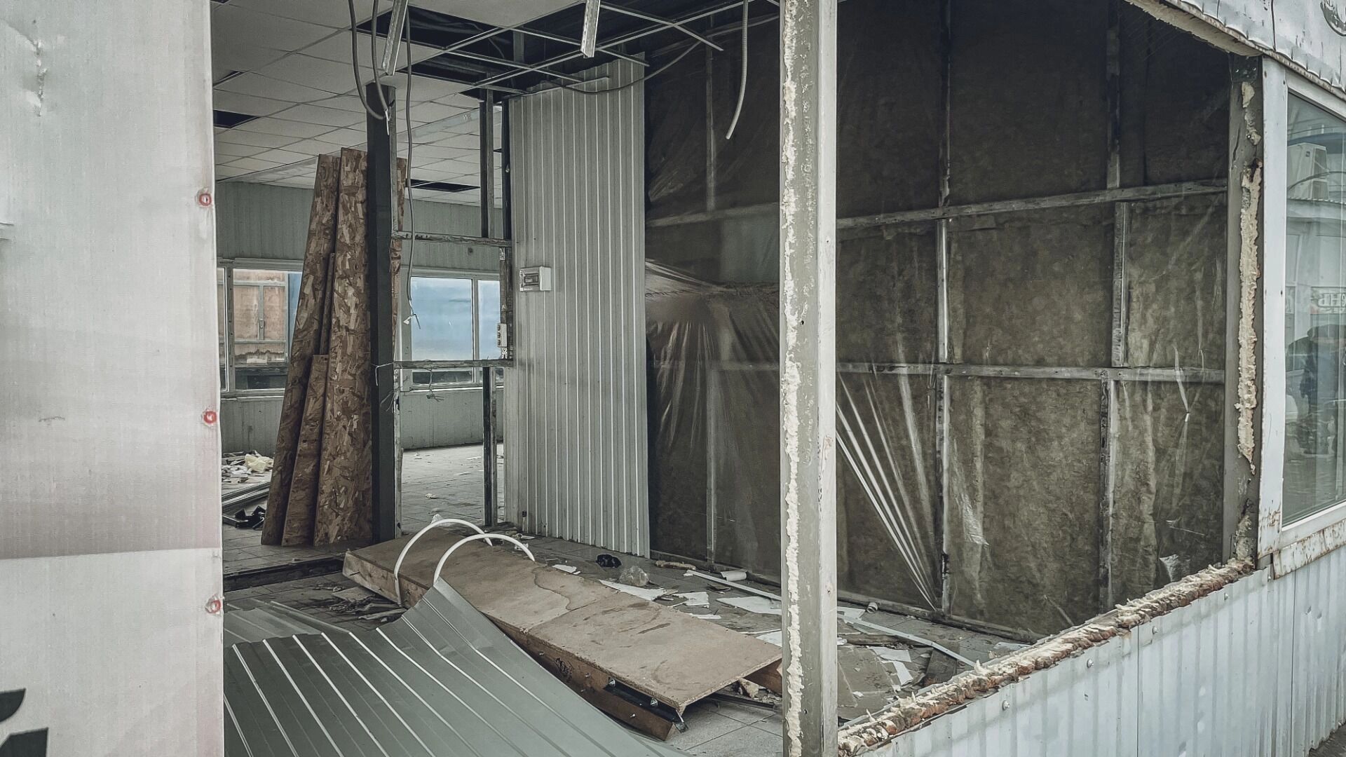 В Волгограде снесут ларьки на проспекте Металлургов