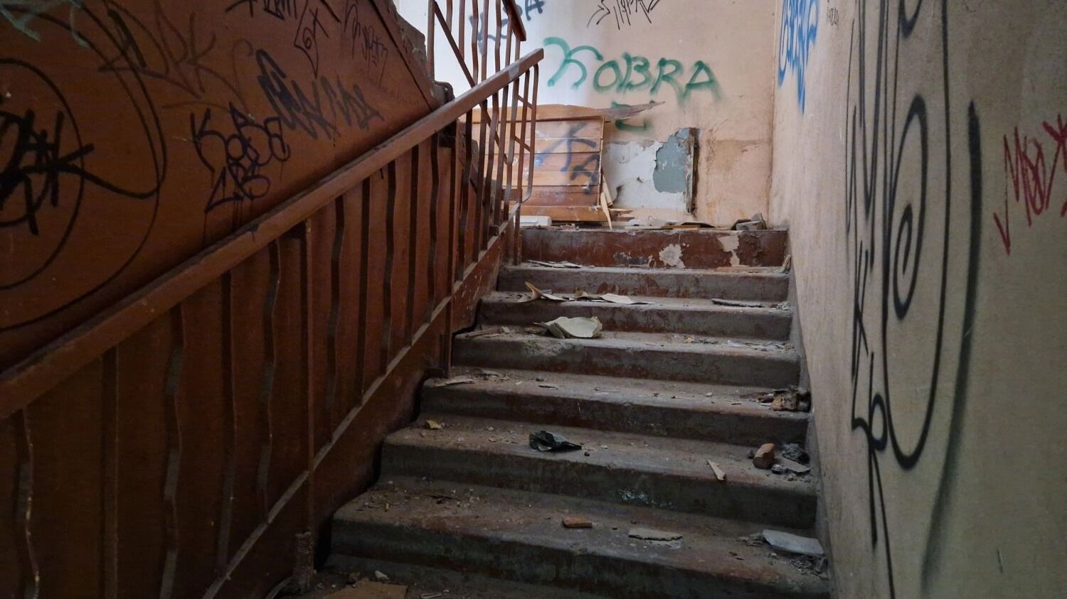 Заброшенное здание ДОСААФ в Нижнем Тагиле