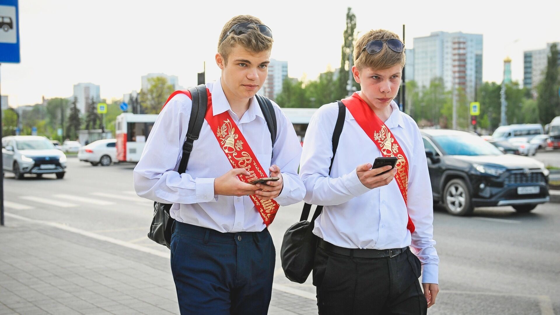 Два за ОГЭ — и в ПТУ: как депутаты вытесняют детей из школы