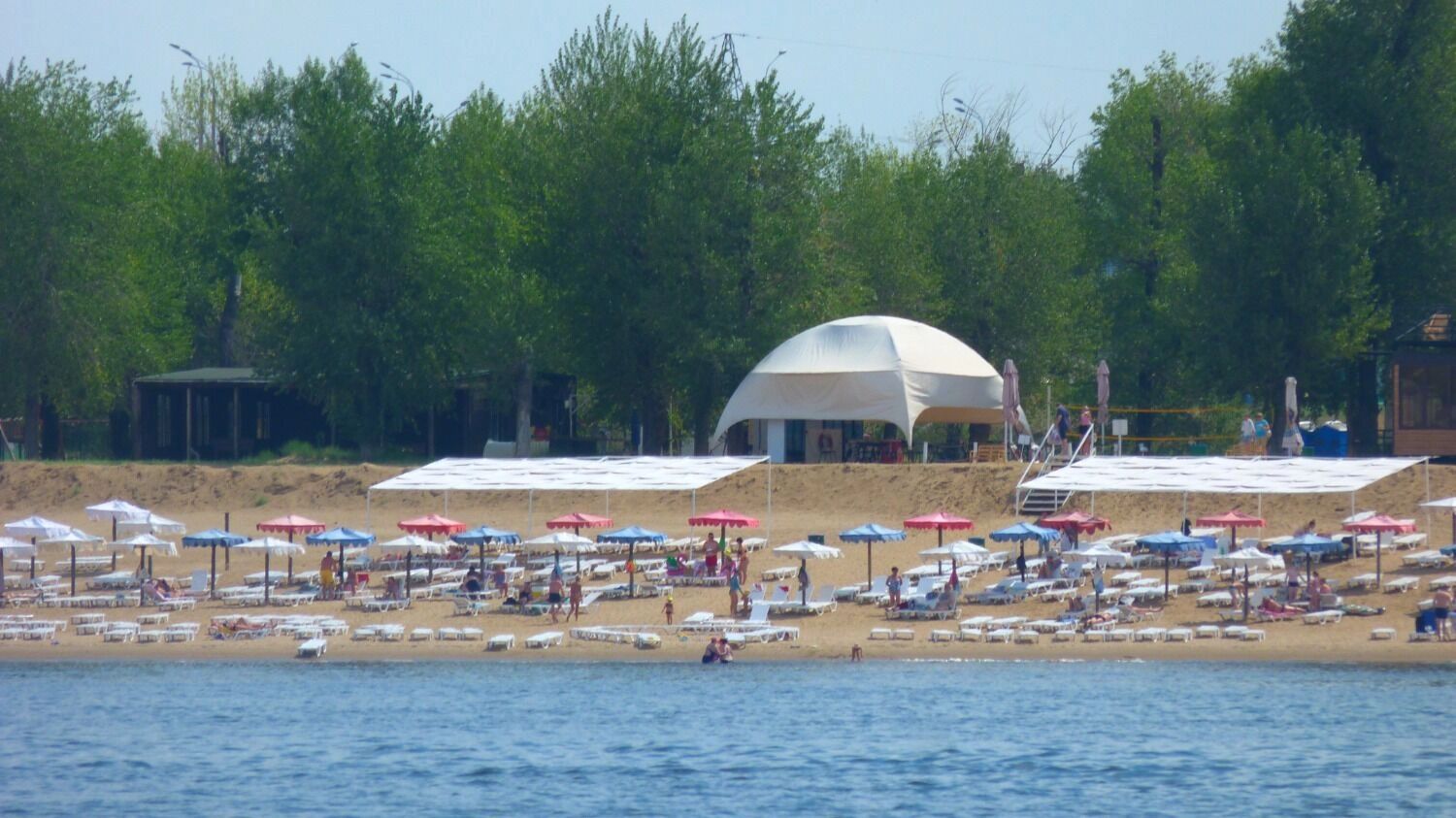 Пляж на Волге