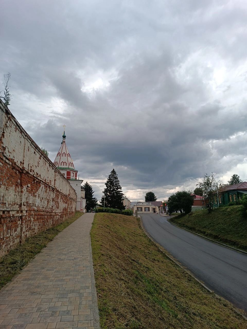 Святые ворота в Суздале