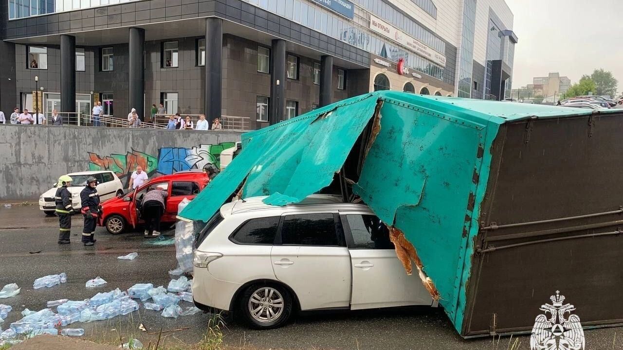 ДТП в Уфе с фурой