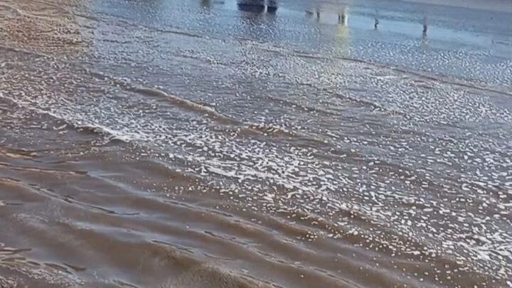 Затопленные к утру 8 июля дороги в Казани
