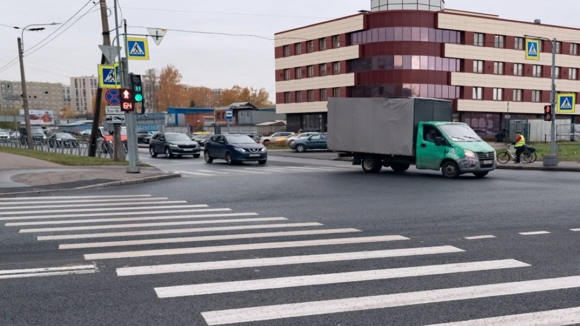Петербуржцам показали, что стало с двумя важными магистралями после ремонта