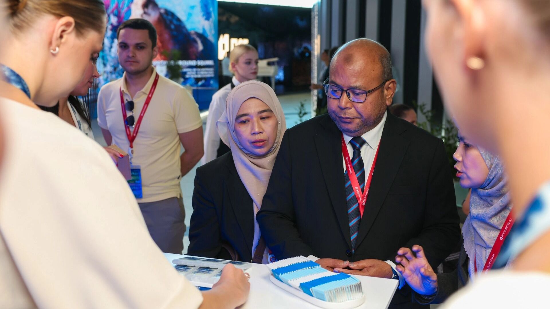 Эксперты ВТБ: Безвизовый режим с Китаем усилит рынок платежей