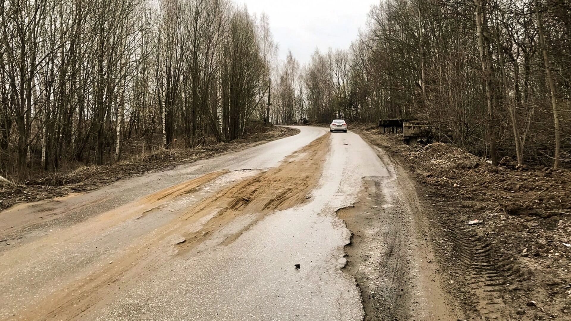Разбитой дорогой в Вараксино займется Следственный комитет