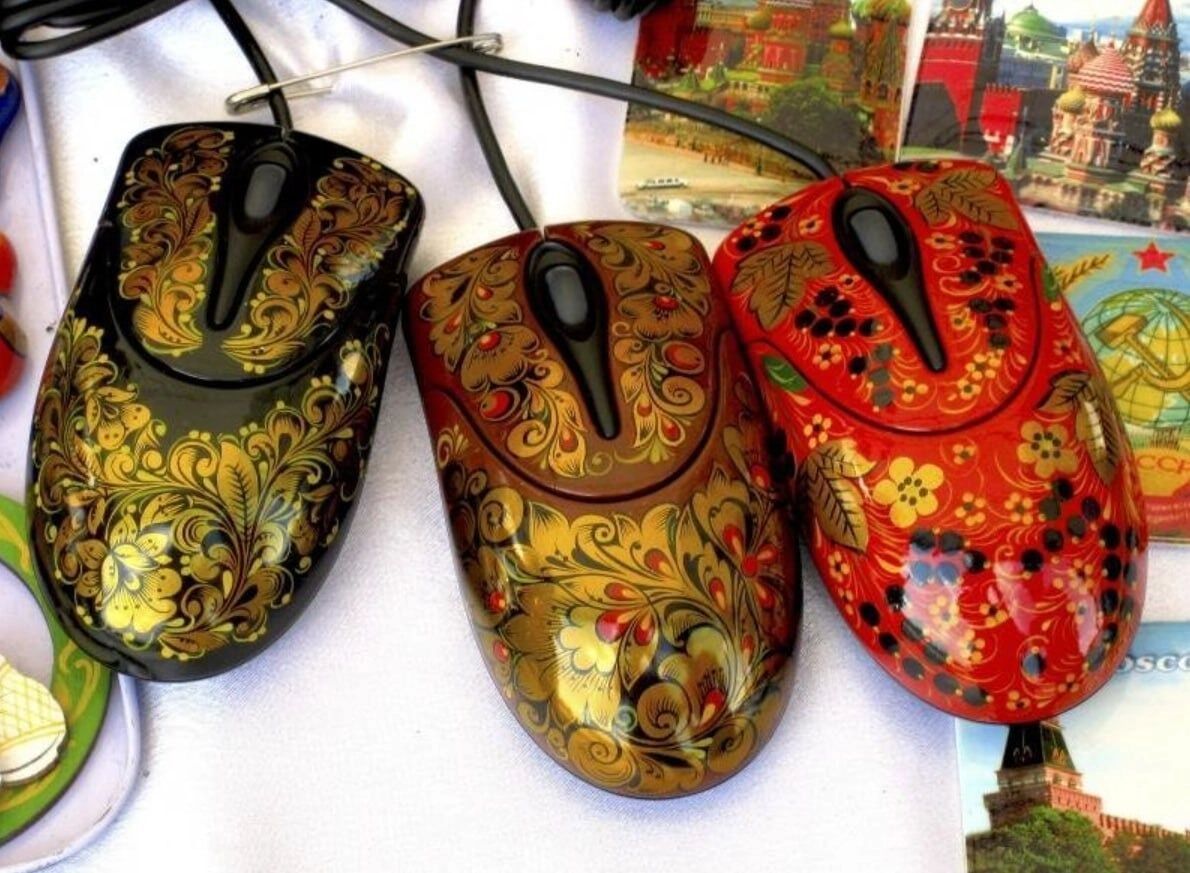 Киберпанк отменяется: почему россияне полюбили кокошники, лапти и русский стиль?