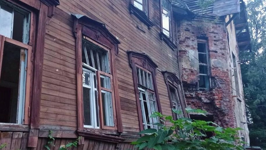 Заброшенные дома в квартале «Сименс и Гальске»