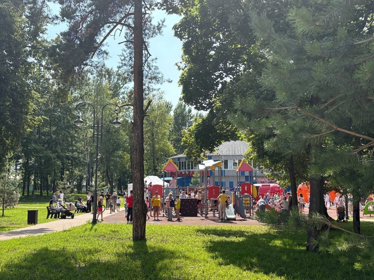 Обновленная детская площадка