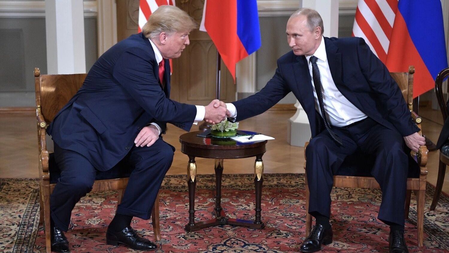 Трамп может свернуть санкции в отношении России