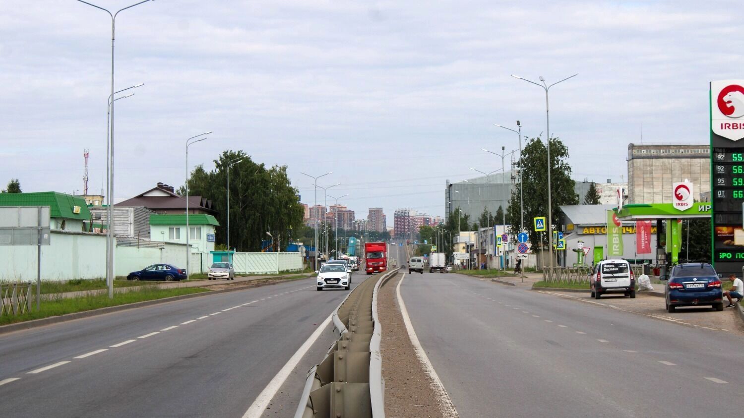 Перекресток улиц Тихорецкая - Крутовская