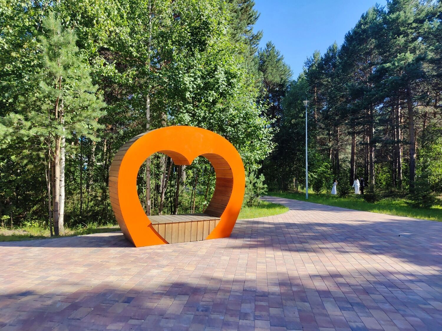 Античность соседствует с модными решениями
