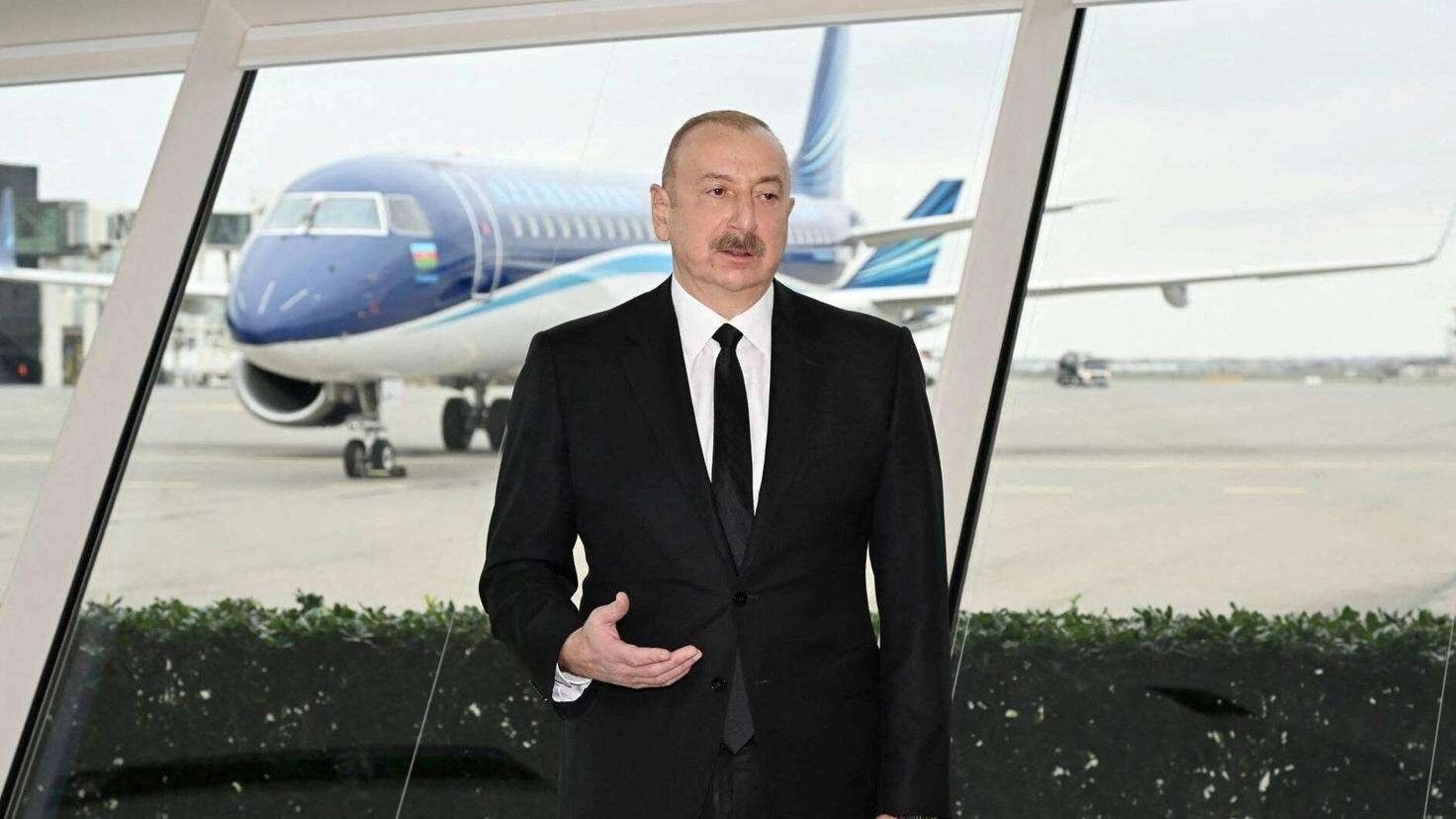Глава Азербайджана пообещал родственникам погибших, что виновные будут наказаны