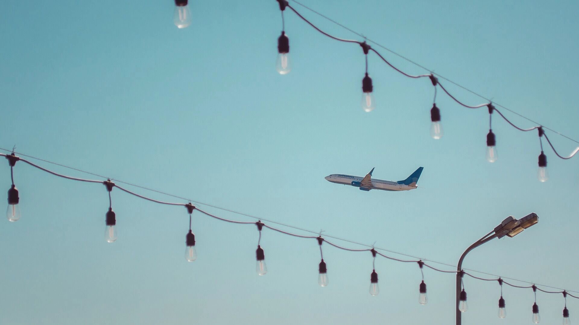 Аэропорт Волгограда заработал в полную силу после снятия беспилотной опасности