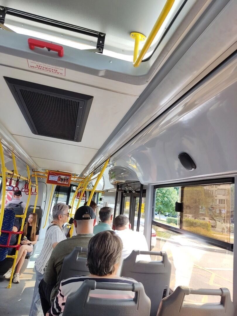 В автобусе не работают кондиционеры, утвержает белгородец