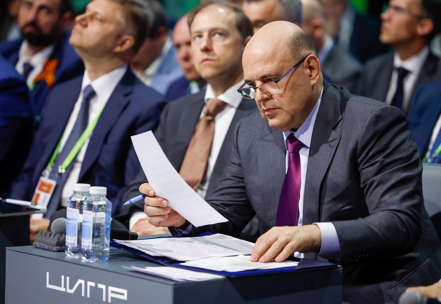 Правительство требует от губернаторов выполнения нацпроектов