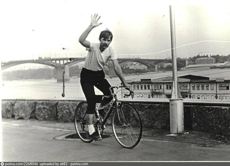 Нижне-Волжская набережная