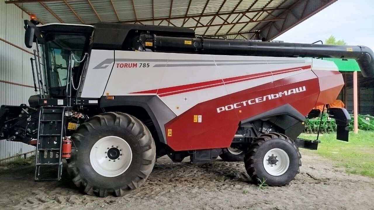 Новые технологии на проверенных полях: волгоградский фермер  о технике Ростсельмаш