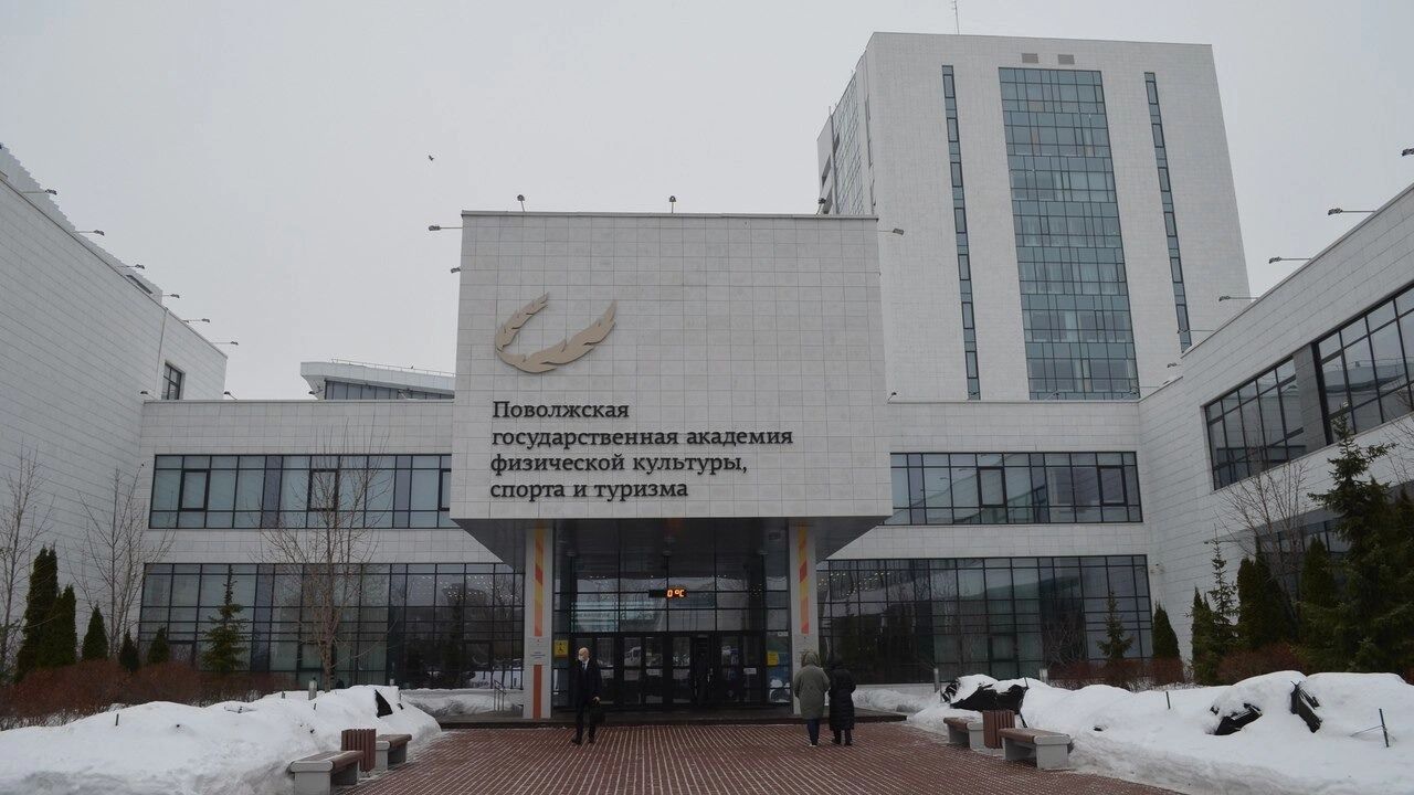 В этом году у академии спорта и туризма 1 005 бюджетных мест.