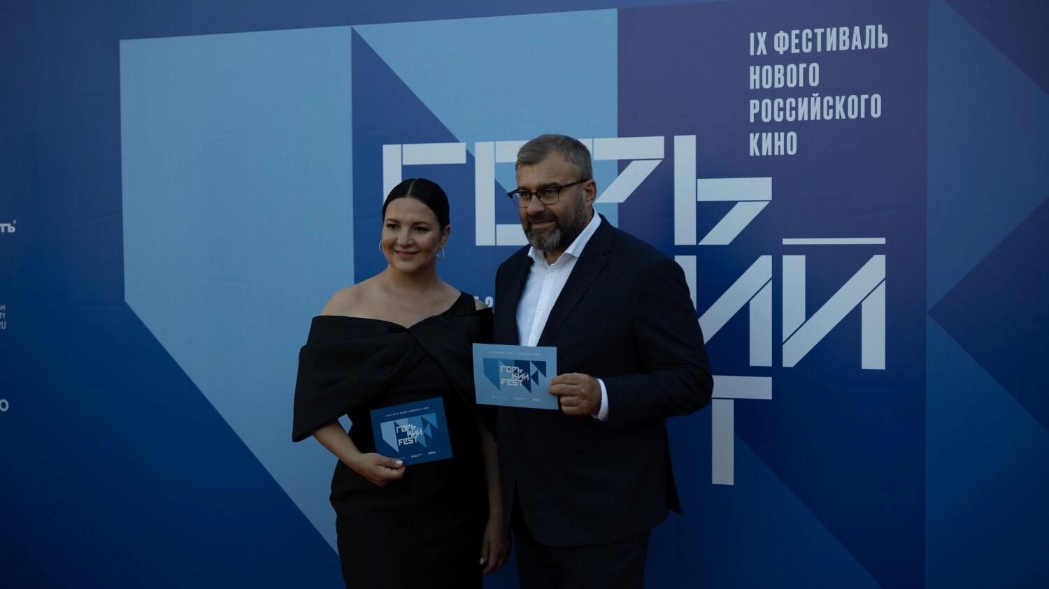 Режиссер Оксана Михеева и продюсер Михаил Пореченков