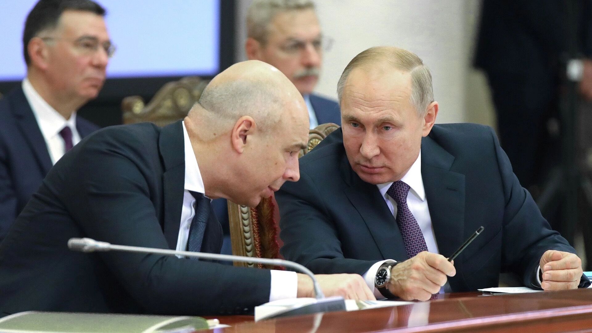 Профессор Сухарев — про экономику: «Россия 30 лет развивается ниже своего потенциала»