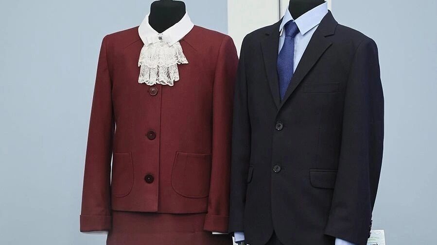 Пример новой школьной формы, который вызвал немало споров