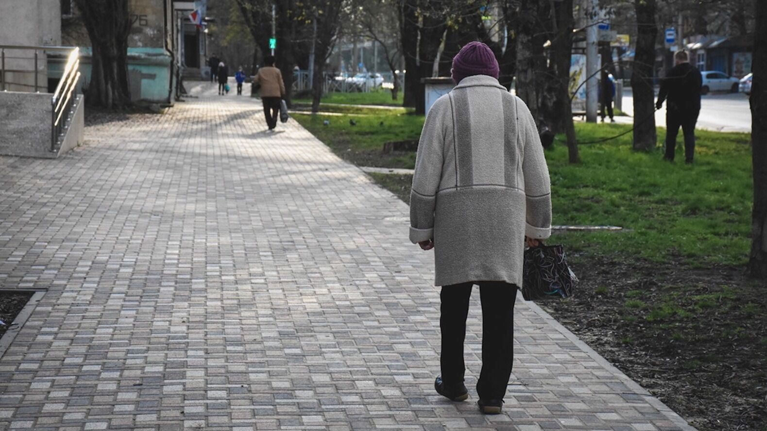 Пенсия на износ? Как живут старики в России и ЕС