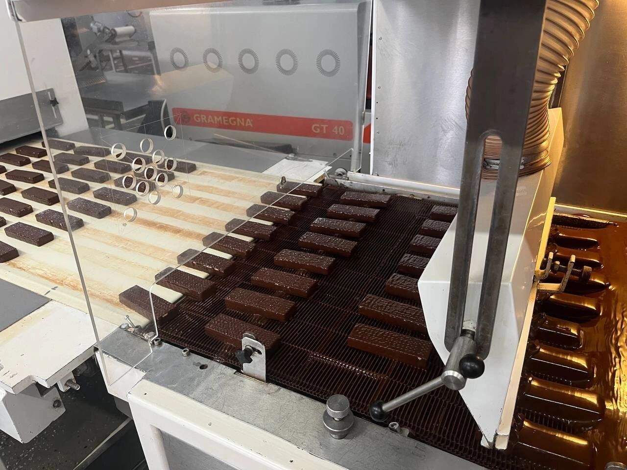 Омские торговые компании начнут работать с фабрикой «Витьба» в Беларуси