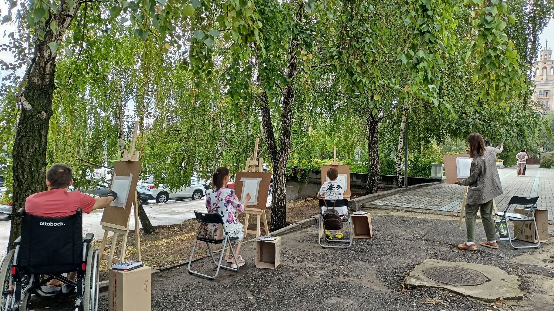 Волгоградские волонтеры провели творческий пленэр