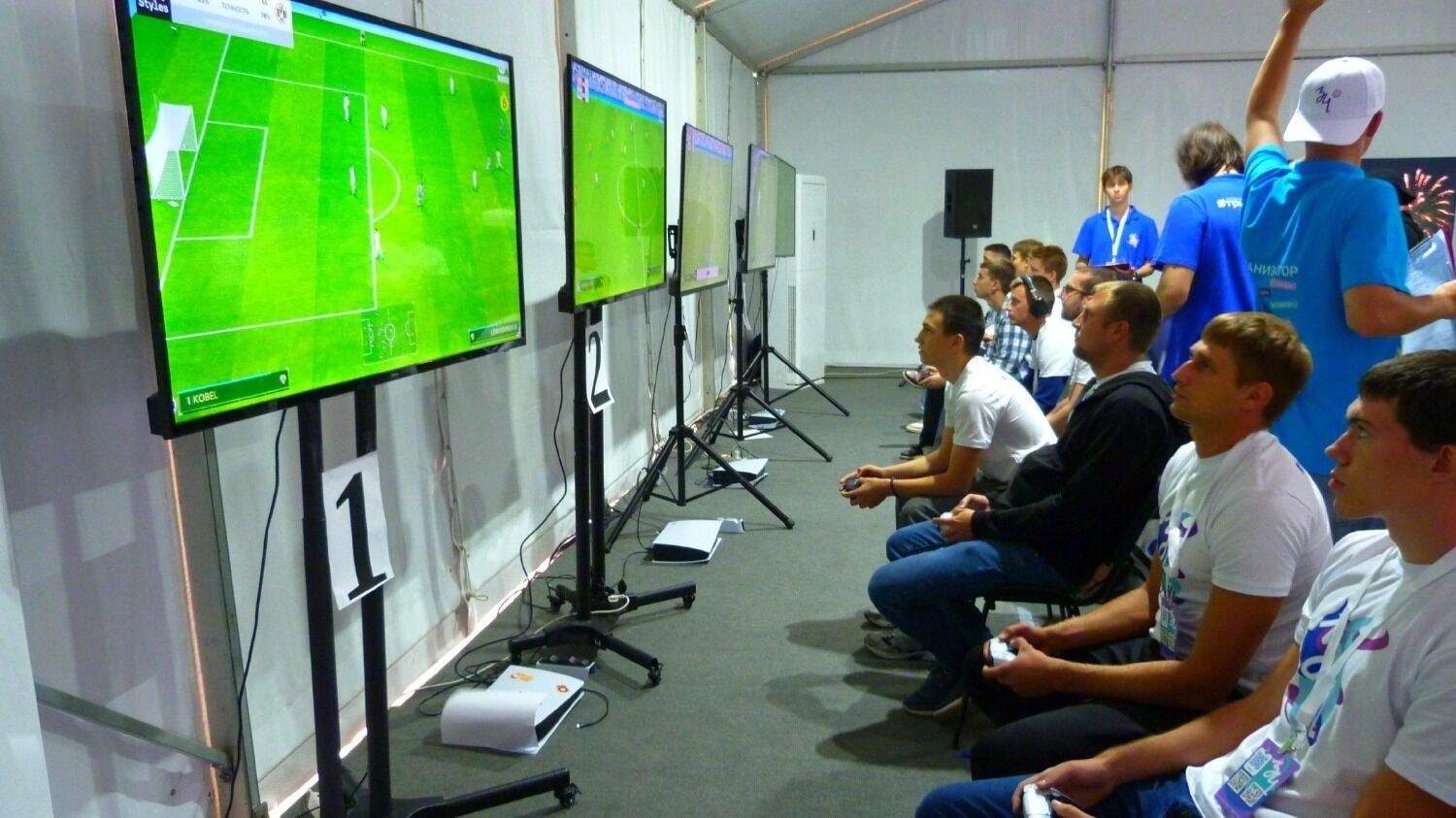 Киберспортивный турнир на&nbsp;фестивале ТриЧетыре