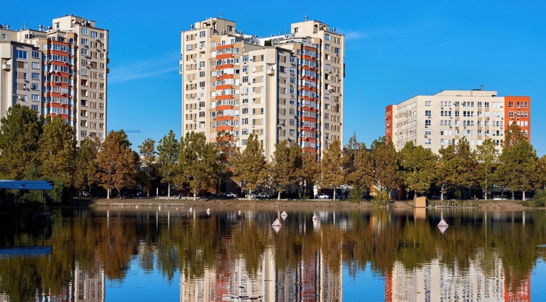 В «Домклик» зафиксировали рост цен на квартиры у водоема